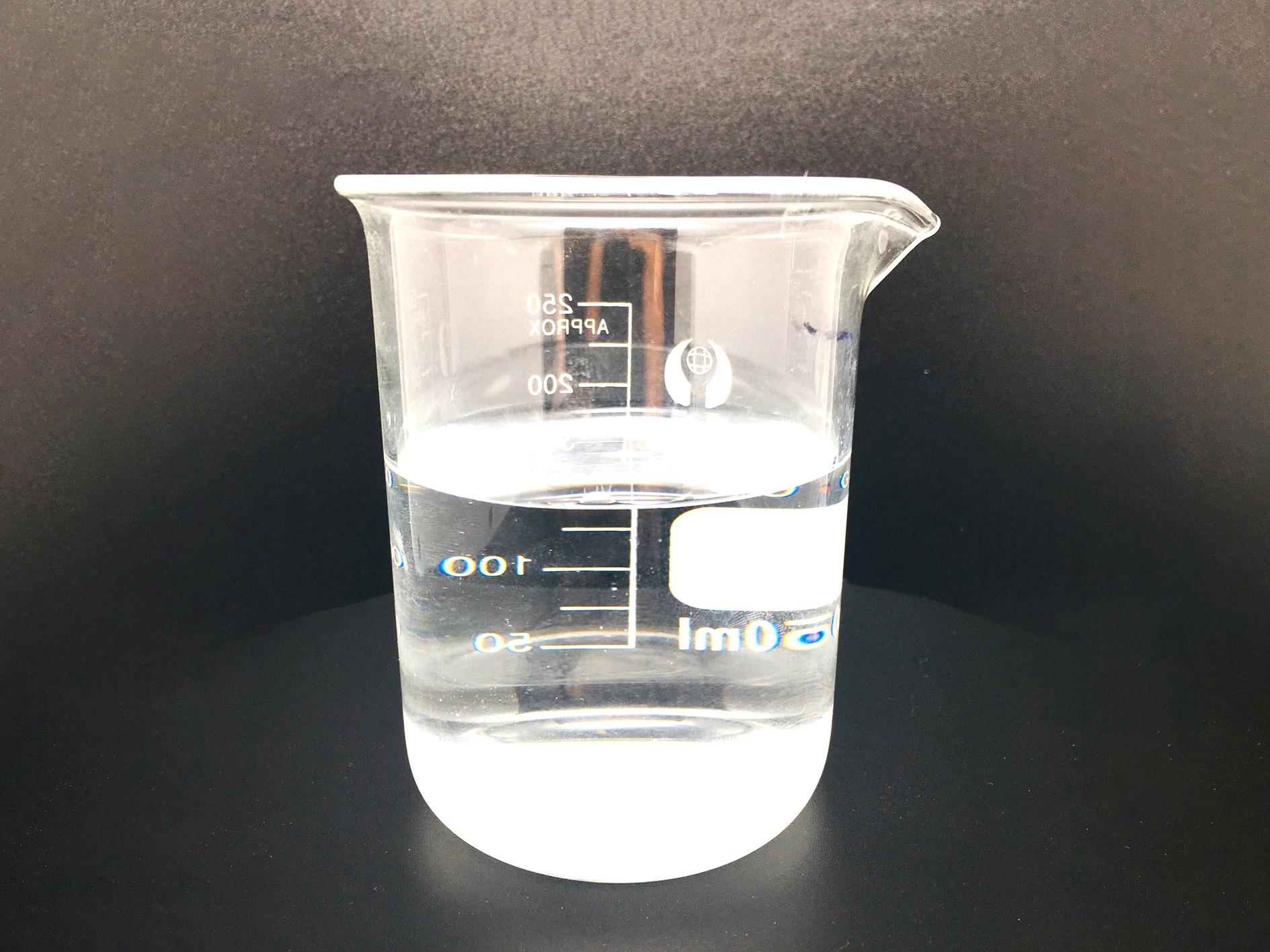 The application of solution depends on whatfunction of wipes you want to achieve