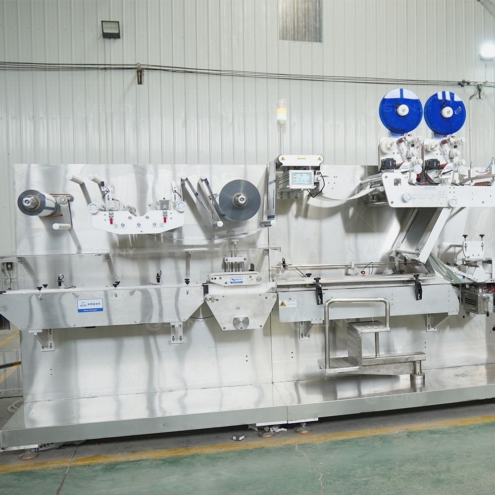 30PCS Shoe Wipes Making and Packing Machine Down Jacket Cleaning Wet Wipes Production Line with Twins Small Roll